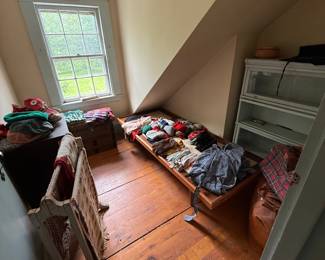 MCM bed frame