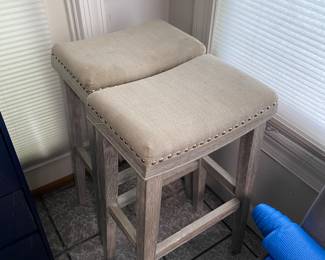 Saddle stools