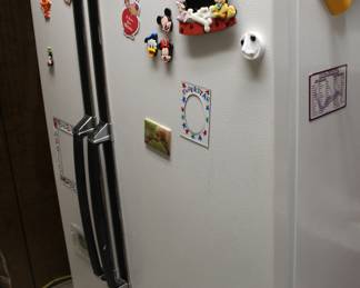 Kenmore side-by-side refrigerator-freezer