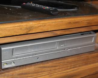 working! DVD and VHS player