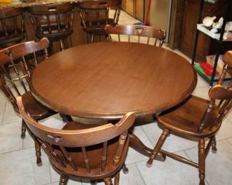 42' breakfast table with four swivel chairs