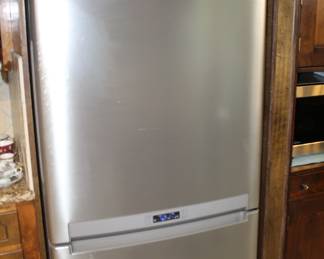 Samsung refrigerator with bottom freezer