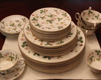 Wedgwood "Wild Strawberry"