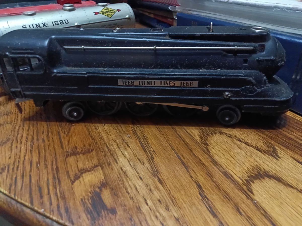 Lionel train engine