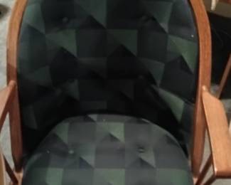 Chair for kitchen table
