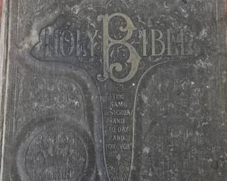 1903 SelfPronouncing Edition Holy Bible