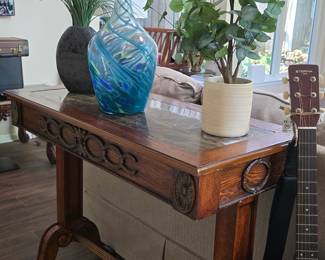 Sofa/entry table