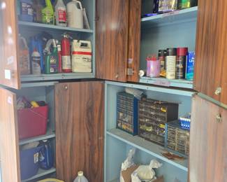 FULL GARAGE!
