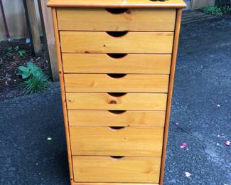 8 drawer dresser on wheels, 21” x 15 1/2” x 40 1/2” high