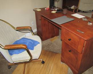 office desk and chair