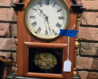 Mantle steeple clock