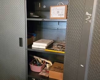 Storage cabinet