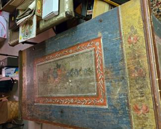 Top of painted trunk