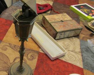 lamp post lighter, jewelry, necklaces, cameos & more