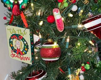 BEAUTIFUL Handmade Grinch 6.5 Foot Light-Up Christmas Tree W/ Glass Ornaments, Garland, & More!