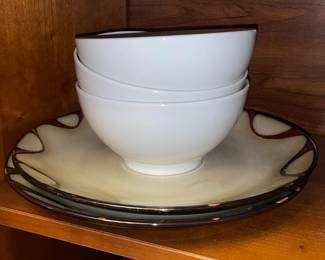 Plates & Bowls