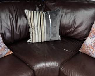 Large Leather Living Room Sectional Sofa Couch