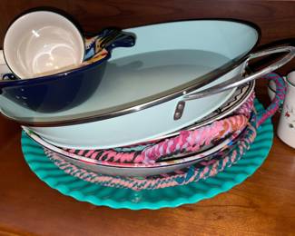 Servingware