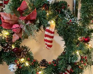 Light-Up Decorated Christmas Wreaths