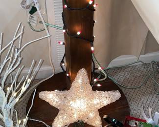Light-Up Snowman Tower