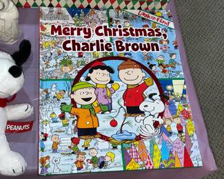 Merry Christmas, Charlie Brown Book