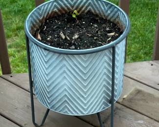 Outdoor Planter W/ Potting Soil