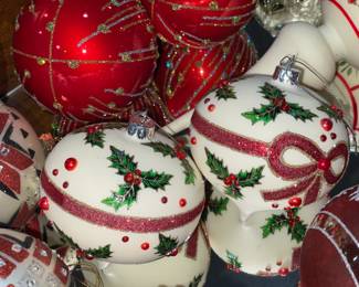 Beautiful Glass Christmas Ornament Collection
