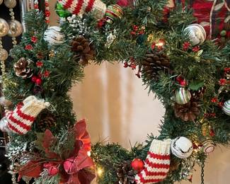 Light-Up Decorated Christmas Wreaths