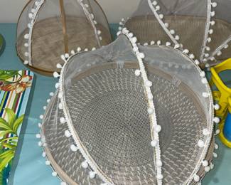 Kitchen & Patio Servingware