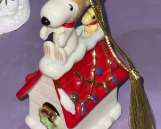 Peanuts Snoopy Lenox Dog House Ornament