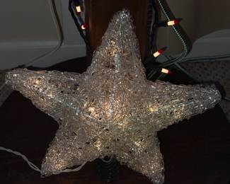 Light-Up Tree Topper