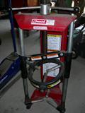 Strut Press