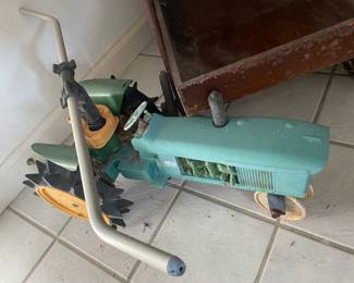 Vintage John Deere Tractor / Sprinkler $ 50.00