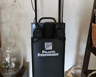 Another pic of the Pilates Performer machine
