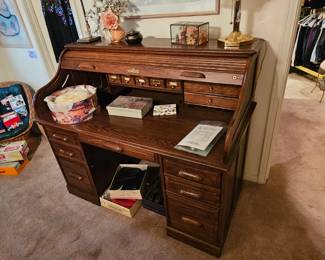 Oak Creek Collection roll top desk