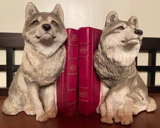 Sandicast Wolves bookends