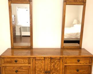 Vintage dresser