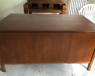 Large desk