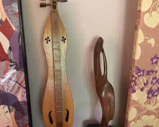 Dulcimer made by John Kleske Binghampton, New York 1972