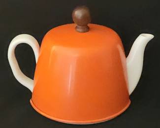 Retro teapot