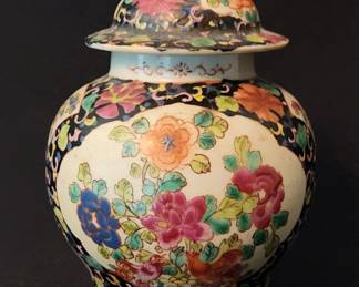 Chinese Kangxi Qing Dynasty Ginger Jar