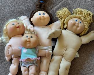 cabbage patch dolls