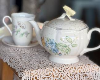 tea set