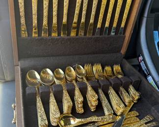 gold plate