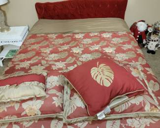 Queen Bed