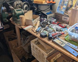 Large Vise - Grinder - Hand Tools