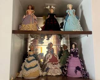 Mixed collection of dolls