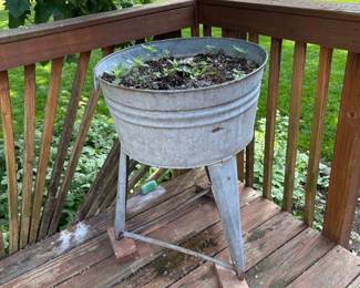 Galvinized Tub On Legs