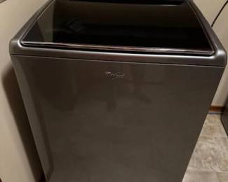 WHIRLPOOL TOP LOADING WASHER WITH ALL THE BELLS & WHISTLES
