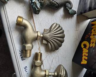 Solid water spouts